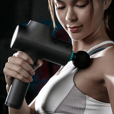 小喬筋膜槍Q820 深度放松，高效恢復(fù)的運(yùn)動(dòng)伴侶