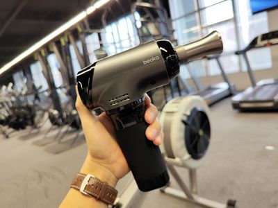 筋膜槍里的天花板？倍益康Ti PRO 有“鈦”才夠勁！